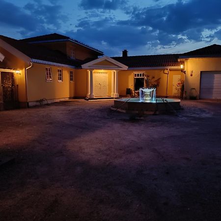 Guest House Close To Крістіансанн Екстер'єр фото